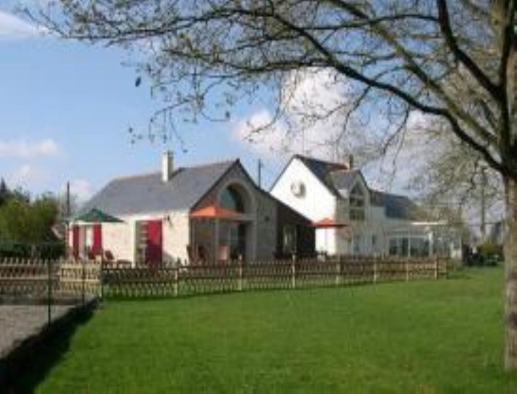 Au Bas Chalonge Chambres D'Hotes Ligné 外观 照片